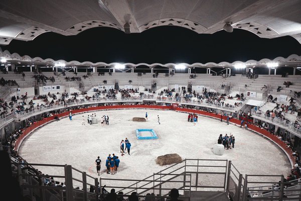 Wat zijn de voordelen van groepsfitnesslessen?